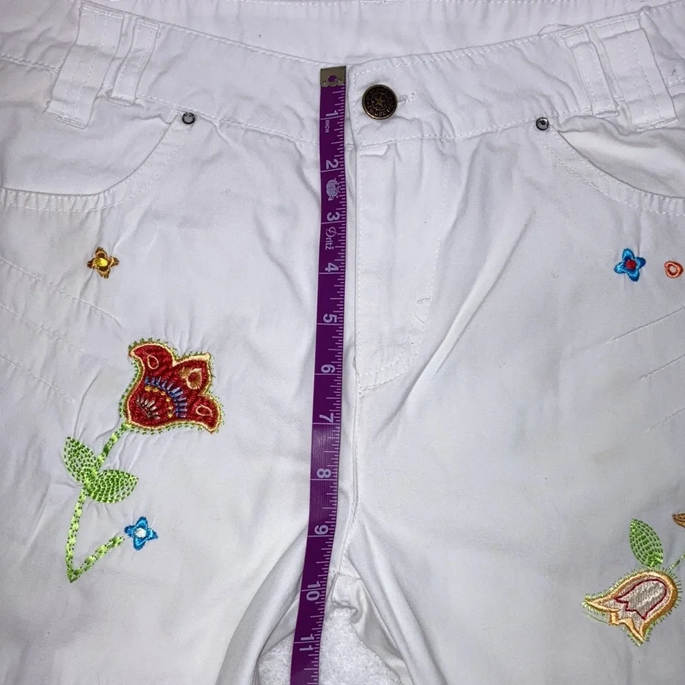 Vintage Mary-Kate and Ashley white embroidered white capris size 16 - Picture 3 of 8